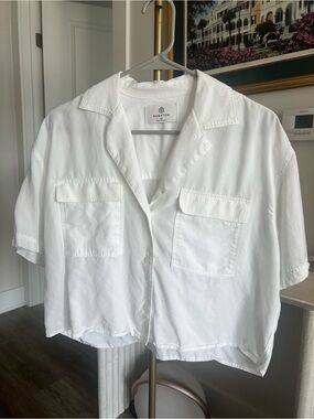 Babaton White Short-Sleeve Pocket Button-Down Shirt